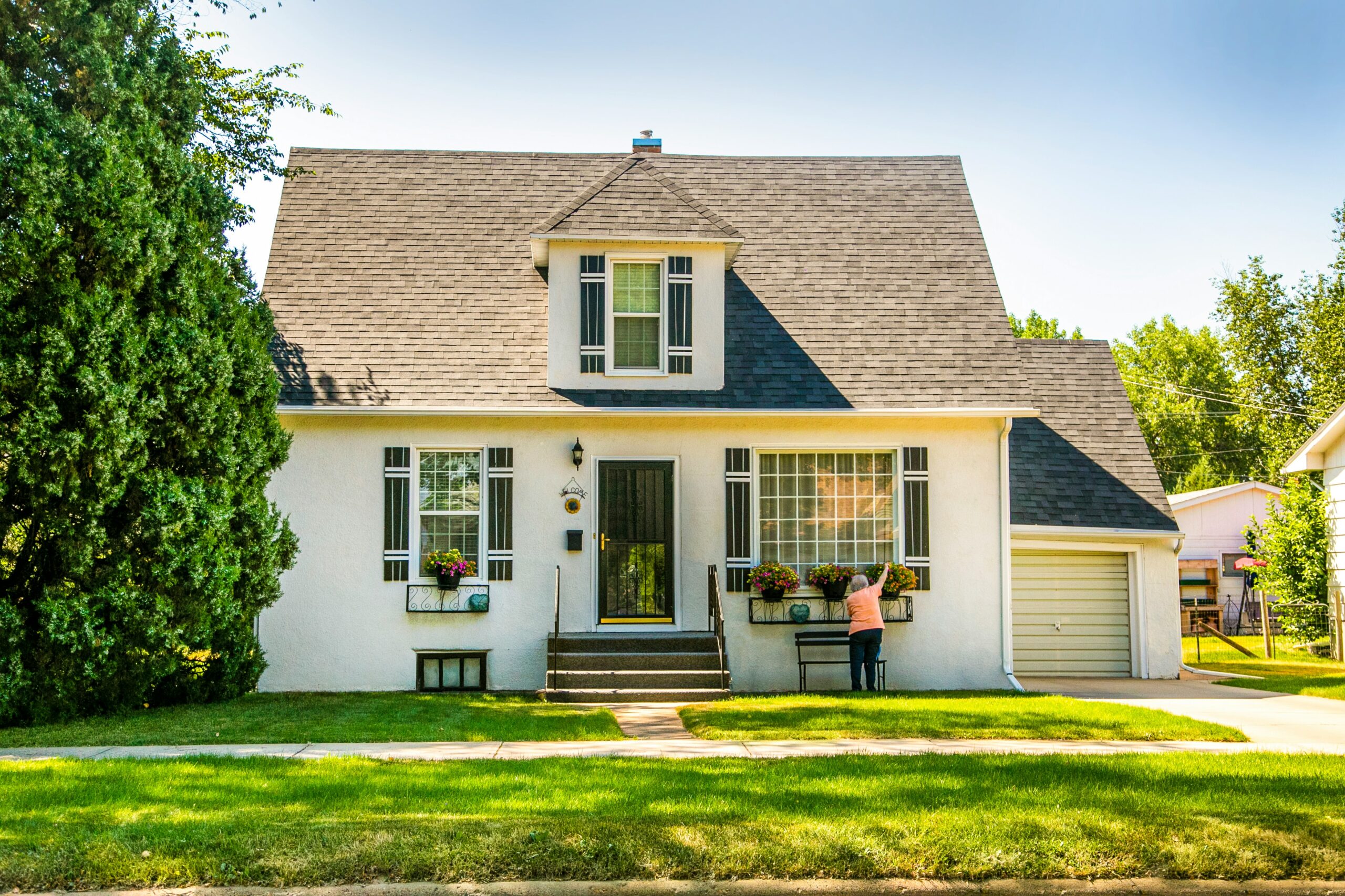 Real estate-Colin Nix